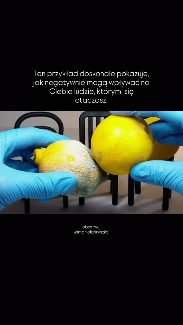 Upodabniasz się do ludzi, z którymi spędzasz czas, nawet jeśli tego nie zauważasz ⚠️
Ludzie, którymi się otaczasz, wpływają na to, co akceptujesz, jak traktujesz innych i czego oczekujesz od siebie. Ten wpływ bywa trudny do dostrzeżenia, szczególnie gdy chodzi o osoby, na których Ci zależy.
Jeśli nieuczciwość jest stale usprawiedliwiana, brak szacunku obracany w żart, a każda próba zmiany na lepsze bagatelizowana - zrób krok w tył. Nie musisz czekać, aż cudze nawyki staną się Twoimi.
Zwracaj uwagę na to jak się czujesz i zachowujesz przy danej osobie. W przyjaźni powinno być miejsce na Twoje wartości, cele i prawo do powiedzenia „nie”.
Otaczaj się ludźmi, którzy dotrzymują słowa, szanują Twoje granice i chcą, żeby dobrze Ci się wiodło. Takimi, którzy wspierają Twój rozwój i potrafią powiedzieć Ci prawdę, nie umniejszając przy tym Twojej wartości.
Może Ci na kimś zależeć, a jednocześnie możesz świadomie ograniczać jego wpływ na Twoje życie.
Dbaj o to, kim chcesz się stać. Świadomie wybieraj ludzi, których dopuszczasz blisko.
Obserwuj @mariolahryszko
Obserwuj @mariolahryszko
Obserwuj @mariolahryszko by przy każdym wejściu na Instagram znaleźć wartościowe wskazówki ♥️
Źródło nagrania: Photo Owl Time Lapse
#życiowelekcje #bogactwo #motywacja #przyjaźń #rozwójosobisty